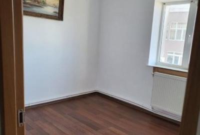 Apartament cu 3 camere decomandat în Exterior Nord - 4