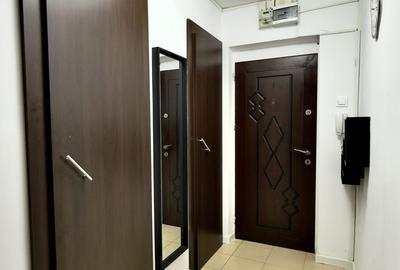 Apartament cu 2 camere decomandat în Tei