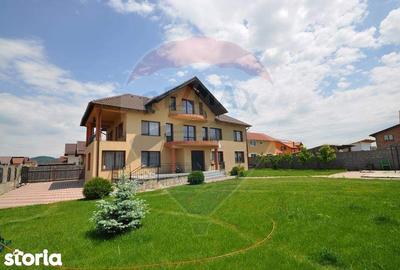 Casă cu 4 camere cu Teren 768 Mp în Sânpetru - 1