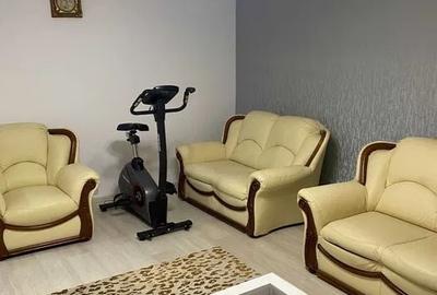 Apartament cu 3 camere decomandat în 13 Septembrie