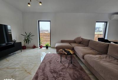 Casă cu 4 camere în Central