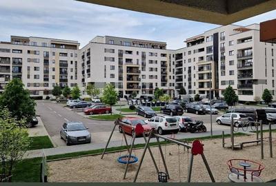 Apartament cu 2 camere decomandat, mobilat în Tractorul - 1
