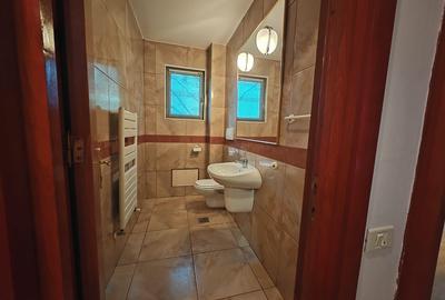 Casă individuală cu 6 camere cu Canalizare în Eforie Sud - 30