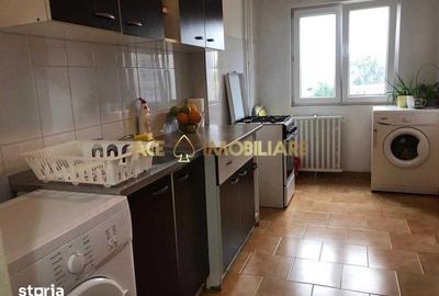 Apartament cu 3 camere, mobilat în Timpuri Noi