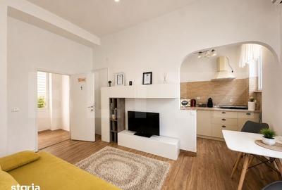 Apartament cu 4 camere în Central - 1