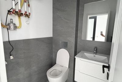 Spațiu comercial, de 30 mp, în Central
