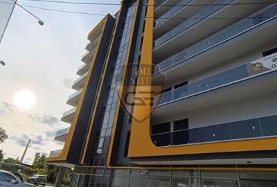 Apartament cu 2 camere decomandat în Km 4 - 3