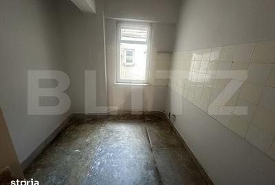Apartament cu 4 camere decomandat în Micro 16 - 5