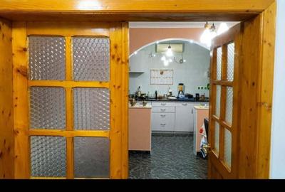 Casă cu 2 camere în Central - 3
