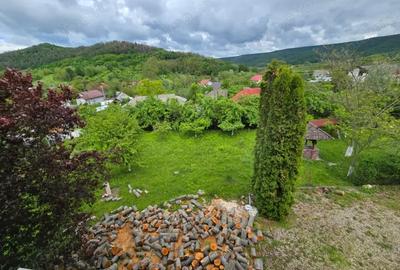 Casă cu Teren 1210 Mp în Mălureni - 11