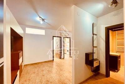 Apartament cu 2 camere decomandat, mobilat în UTA