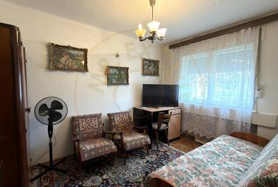 Apartament cu 3 camere semidecomandat, mobilat în Carei - 7