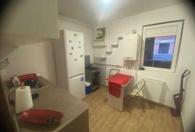 Garsonieră decomandată în Central