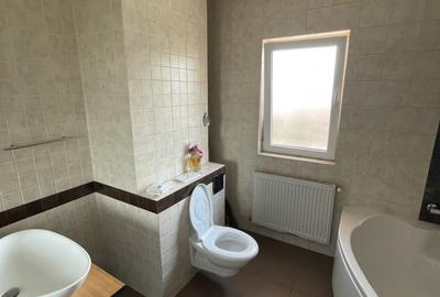 Apartament cu 3 camere semidecomandat în Zorilor - 12