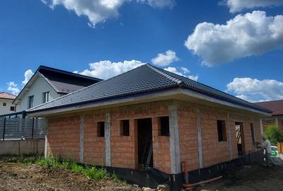 Casă individuală cu 4 camere cu Canalizare în Chinteni - 2