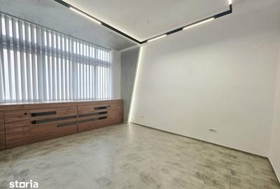 Spațiu comercial, de 23 mp, în Baza 3
