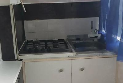 Garsonieră decomandată în Micro 19 - 10