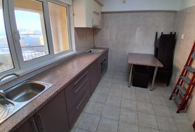 Apartament cu 2 camere decomandat, mobilat în Canta