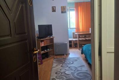Garsonieră semidecomandată în Sud - 3