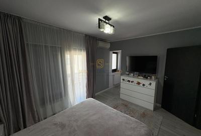 Duplex cu 4 camere cu Canalizare în Central - 9
