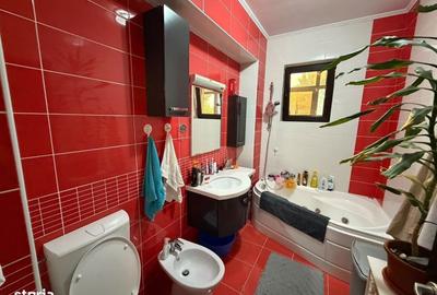 Apartament cu 3 camere decomandat în Dobroești