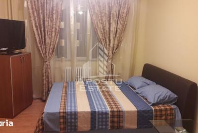 Garsonieră în Est