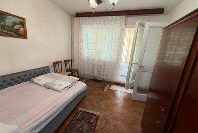 Apartament cu 2 camere nedecomandat în Podu Roș