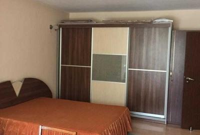Garsonieră decomandată în Ostroveni