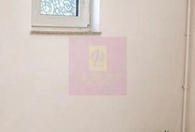 Casă cu 5 camere în Central
