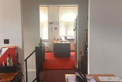Casă cu 4 camere cu Teren 100 Mp în Tineretului - 5
