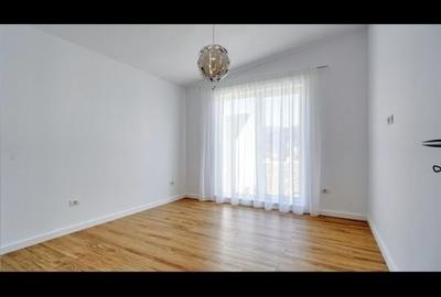 Casă cu 4 camere în Râșnov