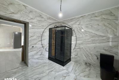 Casă cu 4 camere cu Teren 2561 Mp în Cobadin - 2