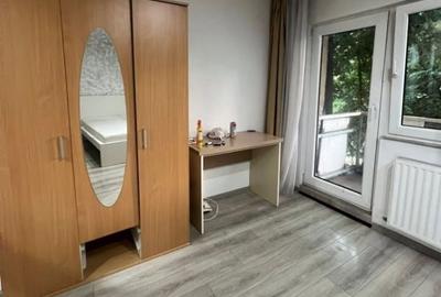 Garsonieră decomandată în Central - 2