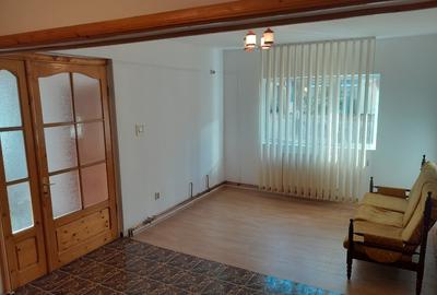 Casă individuală cu 5 camere cu Teren 433 Mp în Micro 4 - 3