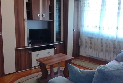 Apartament cu 2 camere semidecomandat, mobilat în Casa de Cultură - 1