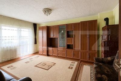 Apartament cu 2 camere decomandat, mobilat în Soarelui