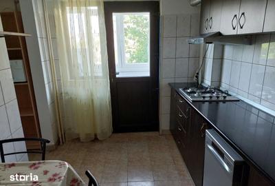 Apartament cu 2 camere decomandat în Militari