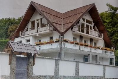 Casă cu 6 camere în Central - 5