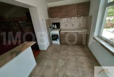 Casă cu 6 camere în Central - 1