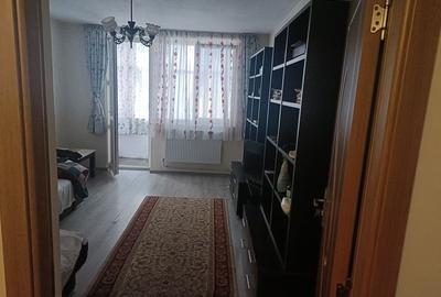 Apartament cu 2 camere decomandat în Central - 2