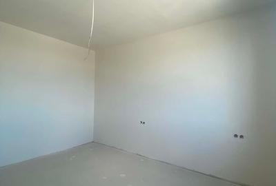 Apartament cu 3 camere decomandat în Burdea - 10
