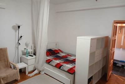 Garsonieră decomandată în P-ța Romană