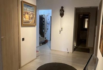 Apartament cu 3 camere decomandat în Alexandriei - 5