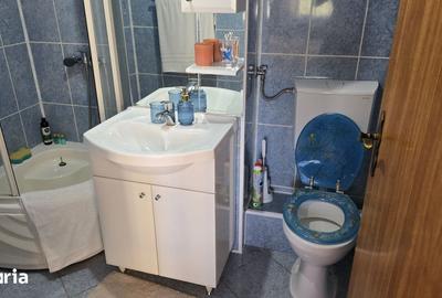 Apartament cu 3 camere decomandat în Dorobanți