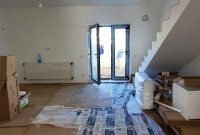 Duplex cu 4 camere cu Canalizare în Haliu - 9