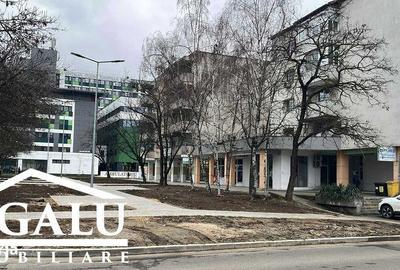 Apartament cu 3 camere decomandat, mobilat în Spitalul Județean