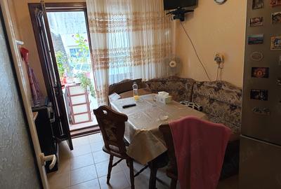 Apartament cu 3 camere decomandat în Central - 1