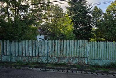 Teren de 2500 mp, în Central - 14