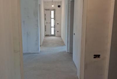 Casă cu 3 camere în Gruiu - 2