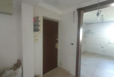 Apartament cu 3 camere decomandat în Central - 1
